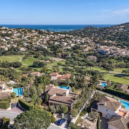 - De Standing Avec Piscine&vue Sainte-Maxime