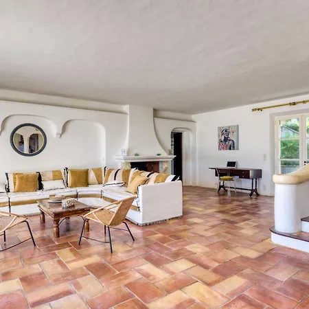 - De Standing Avec Piscine&vue Villa *