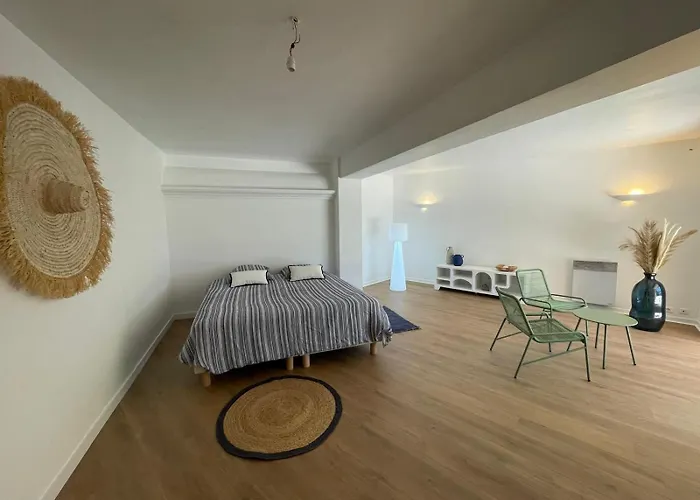 - De Standing Avec Piscine&vue Villa *