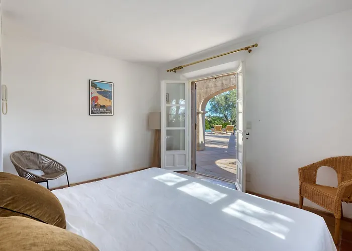 - De Standing Avec Piscine&vue Villa Sainte-Maxime